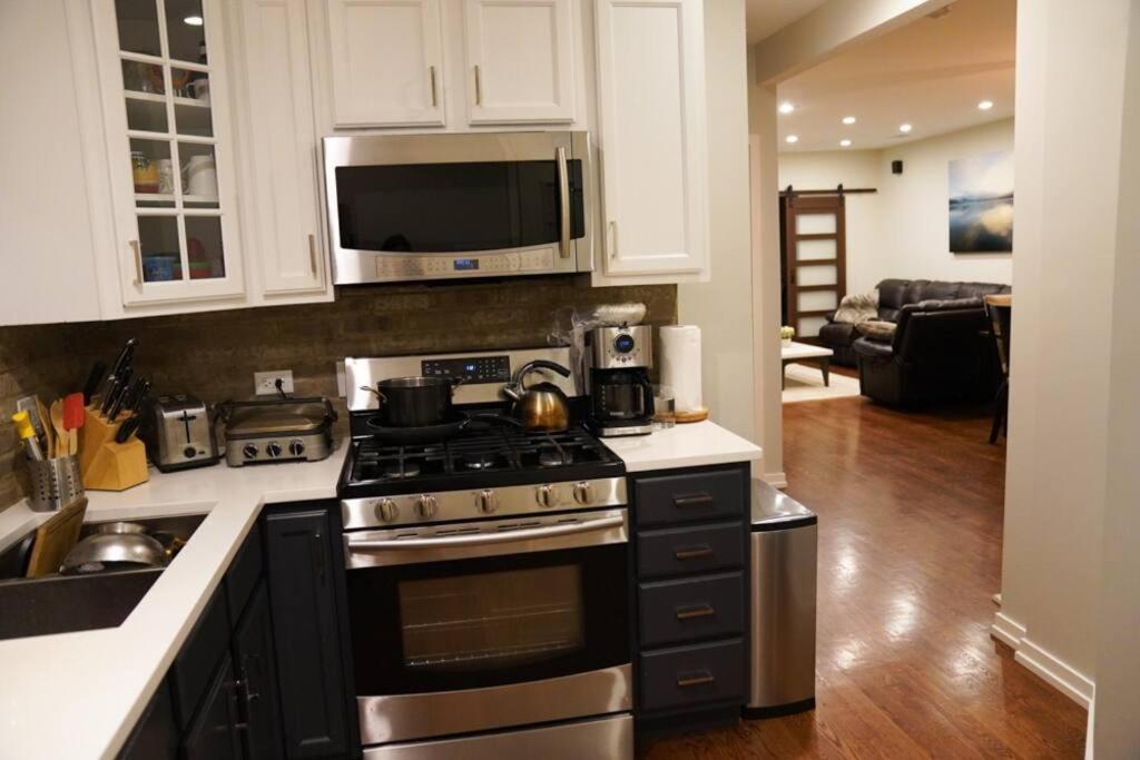 Nice And Cozy. Sleeps 5. Apartment Chicago Ngoại thất bức ảnh